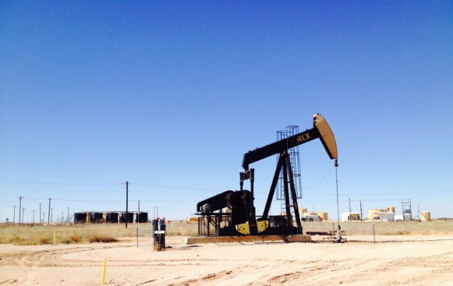 Big Bay recreational activities, just north of Bloubergstrand (Cape Town, South Africa). Picture taken by Henry Trotter, 2003.