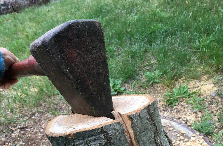 Splitting logs