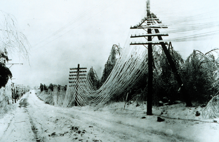 IceStormPowerLines