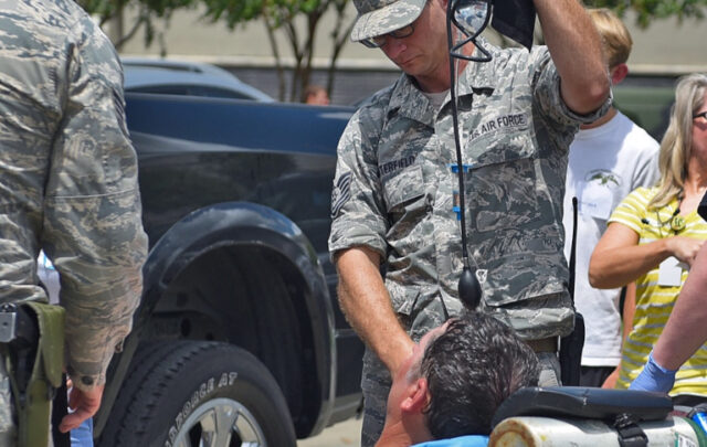 heat stroke treatment