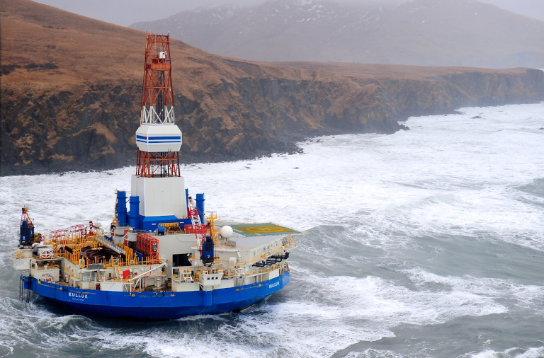 Kulluk drilling unit