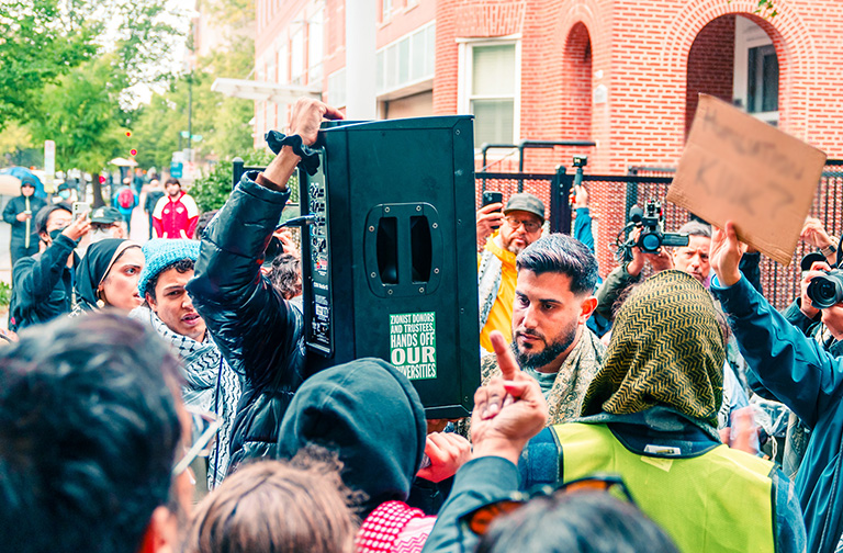 Protests at George Washington University: Ted Eytan,/, CC BY-SA 2.0