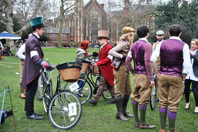 Tweed run bicycle race
