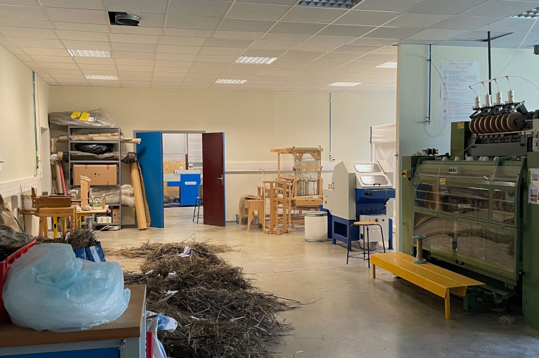 Small scale linen mill