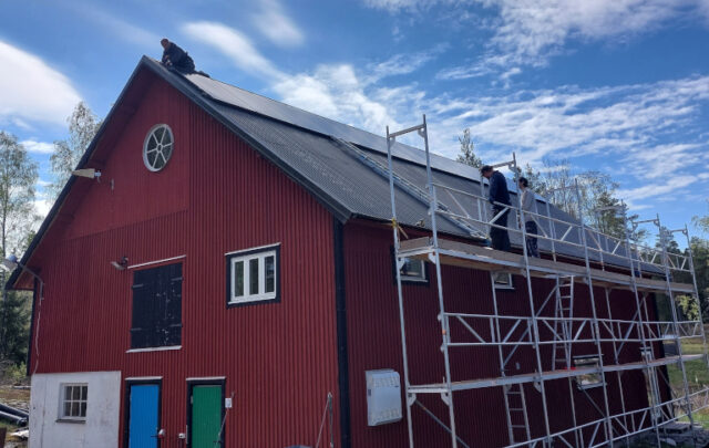 Stable with solar panels