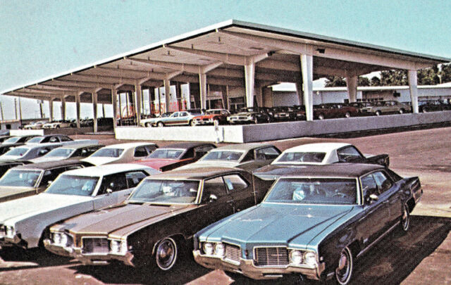 1971 Oldsmobile dealer